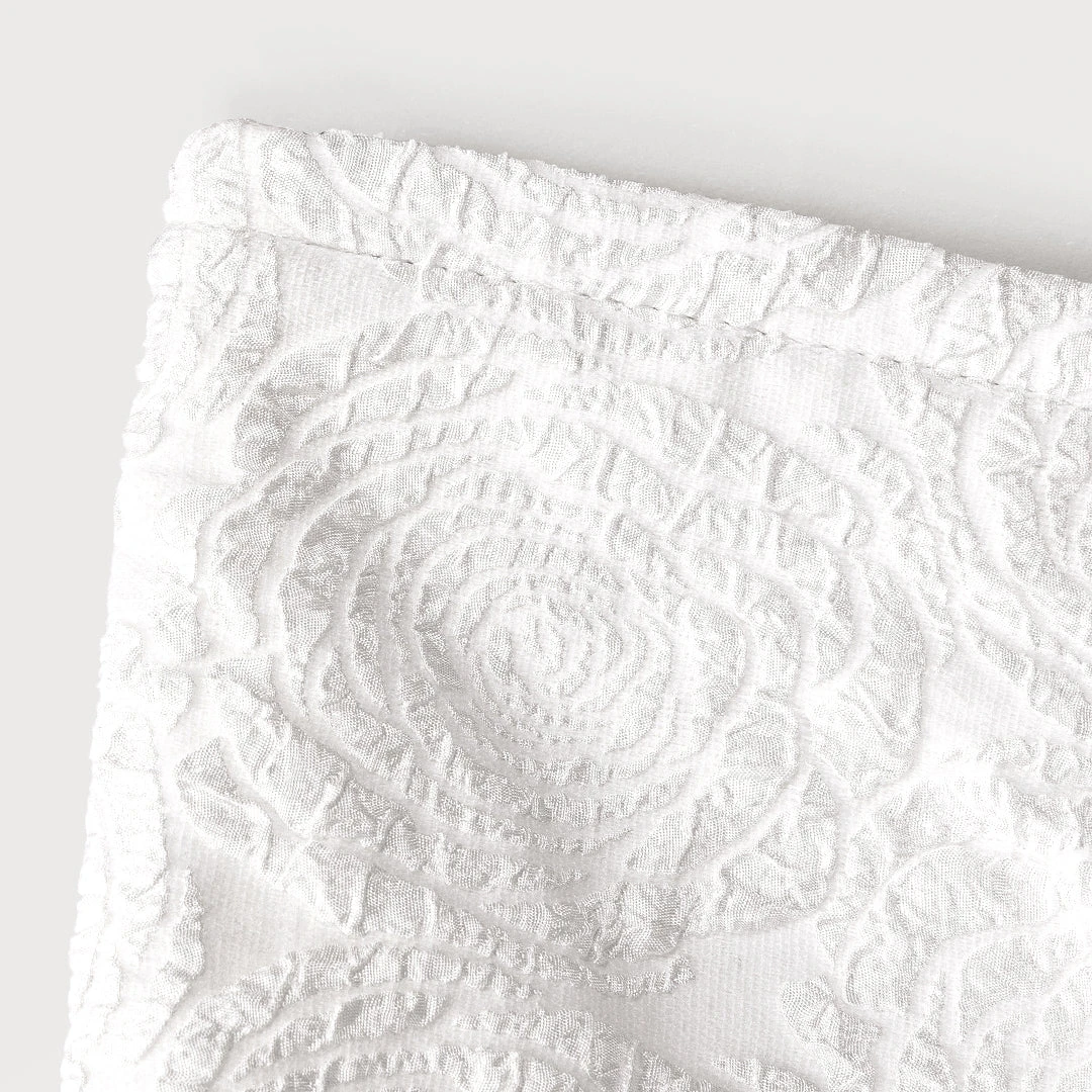 Vintage White Jacquard Rose Storage Bag 6 Vintage White Jacquard Rose Storage Bag - Image 4